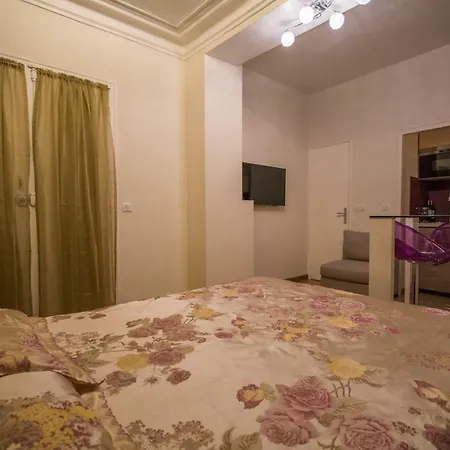 Centre Bed & Breakfast Paris
